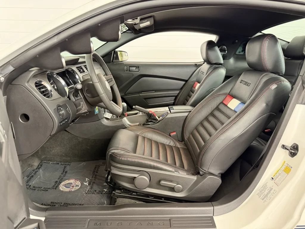 Used 2012 Ford Mustang GT RWD image 16