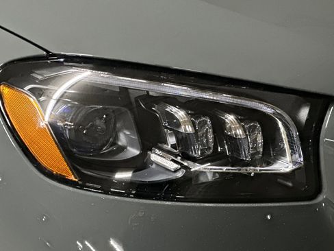 New 2026 Mercedes-Benz Maybach GLS 600 4MATIC image 10