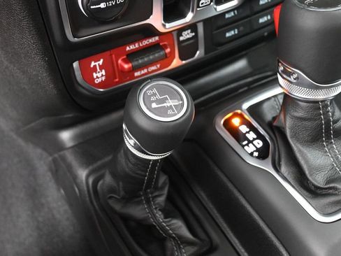 New 2026 Jeep Gladiator Willys AWD/4WD image 17