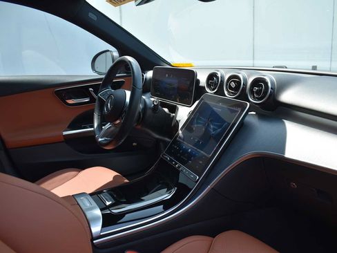 Used 2024 Mercedes-Benz C 300 4MATIC Sedan image 13