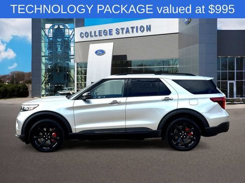 Used 2023 Ford Explorer ST w/ Equipment Group 401A AWD/4WD image 3