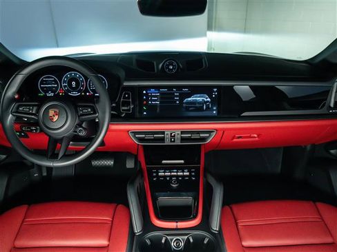 Certified 2026 Porsche Cayenne Coupe AWD/4WD image 18