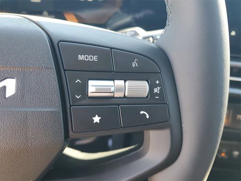 New 2026 Kia Sportage EX image 13