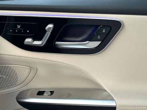 New 2026 Mercedes-Benz C 300 4MATIC Sedan image 36