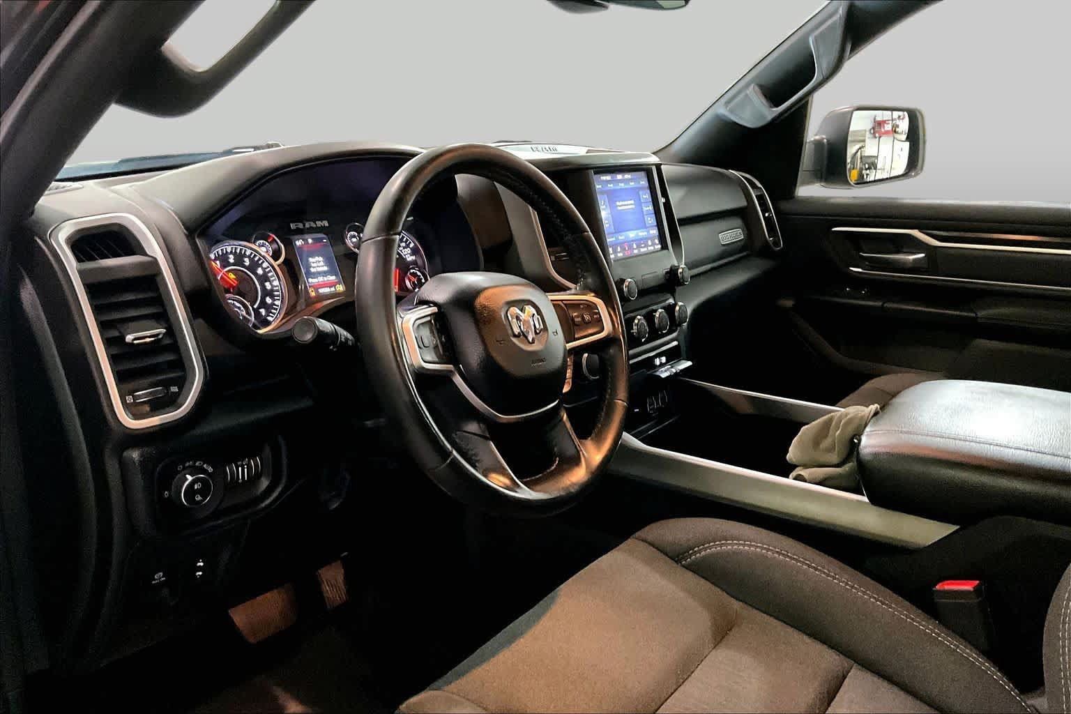 Used 2019 RAM 1500 Big Horn AWD/4WD image 17
