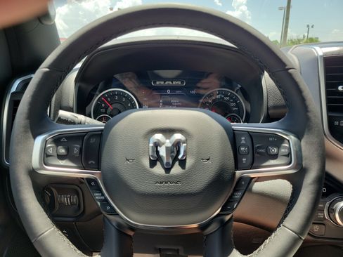 Used 2026 RAM 1500 Big Horn AWD/4WD image 16