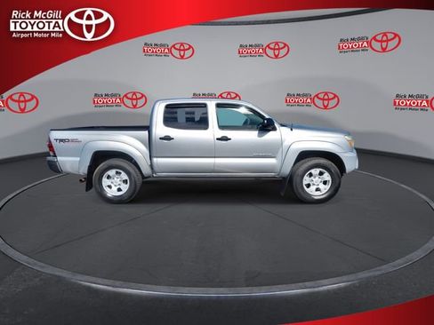 Used 2013 Toyota Tacoma 4x4 Double Cab w/ TRD Off-Road Pkg image 9
