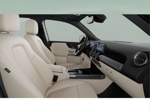 Certified 2026 Mercedes-Benz GLB 250 image 42