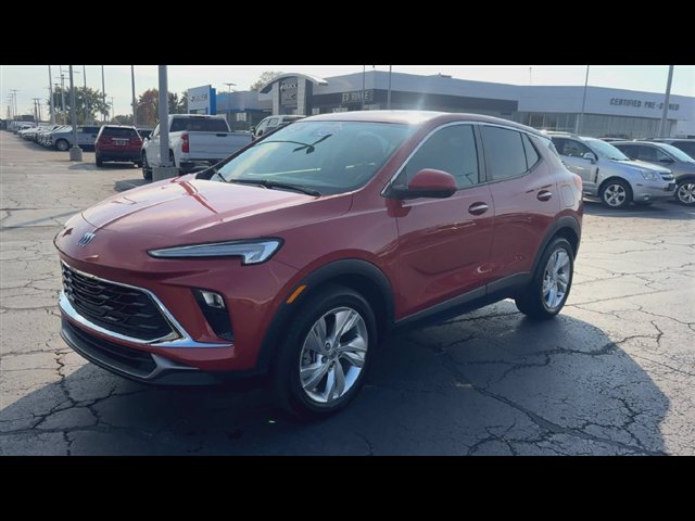 Certified 2024 Buick Encore GX Preferred w/ Comfort Package FWD image 4