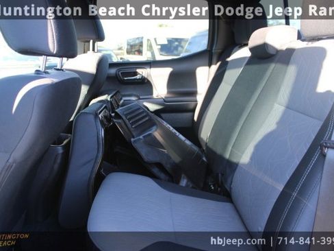 Used 2023 Toyota Tacoma TRD Sport image 45