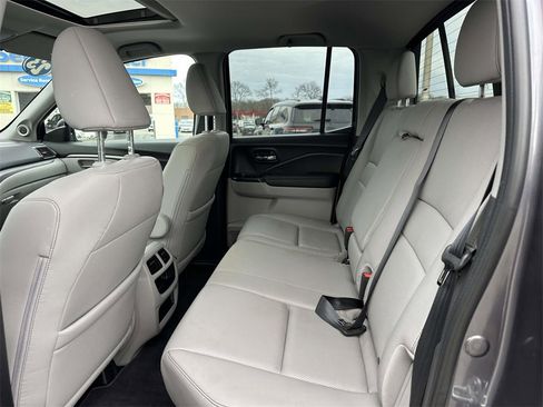 Certified 2023 Honda Ridgeline RTL-E image 9