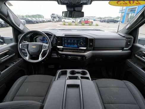 Used 2025 Chevrolet Silverado 2500 LT w/ Convenience Package AWD/4WD image 27