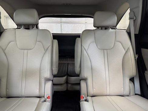 Used 2021 Kia Sorento SX image 13