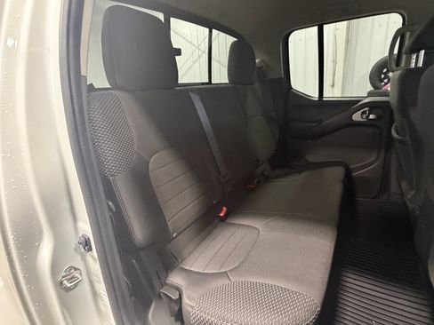 Used 2019 Nissan Frontier PRO-4X image 27