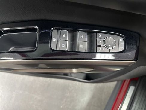 Used 2025 Nissan Pathfinder Platinum w/ Cargo Package FWD image 11