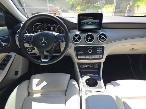 Used 2020 Mercedes-Benz GLA 250 4MATIC image 18