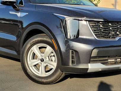 New 2026 Kia Sorento LX