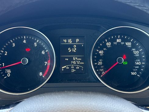 Used 2015 Volkswagen Jetta SE FWD image 22
