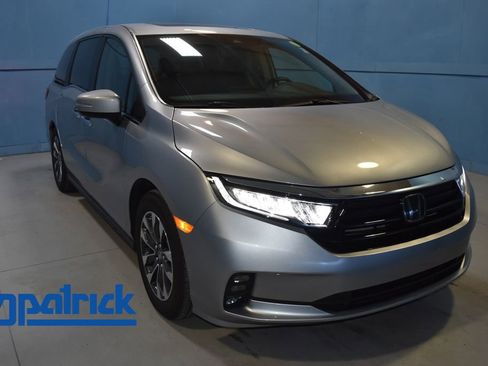 Used 2024 Honda Odyssey EX-L image 1