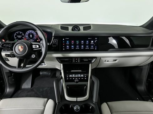 New 2025 Porsche Cayenne Coupe image 19