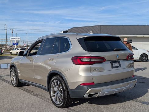 Used 2019 BMW X5 xDrive40i w/ Convenience Package image 3