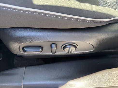 Used 2023 Chevrolet TrailBlazer LT w/ Convenience Package image 16