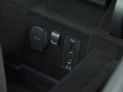 Used 2020 Porsche Panamera GTS image 34