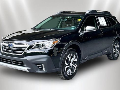 Used 2022 Subaru Outback Touring AWD/4WD image 3