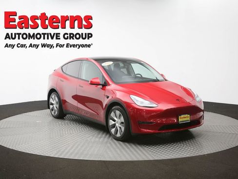 Used 2022 Tesla Model Y Long Range image 44