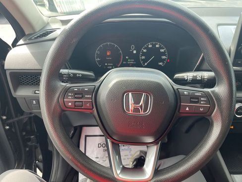 Used 2024 Honda CR-V LX image 18