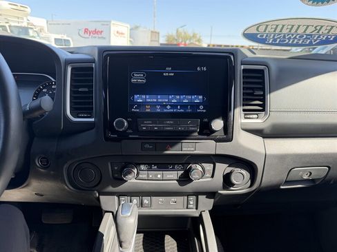 Used 2024 Nissan Frontier SV w/ SV Convenience Package RWD image 14
