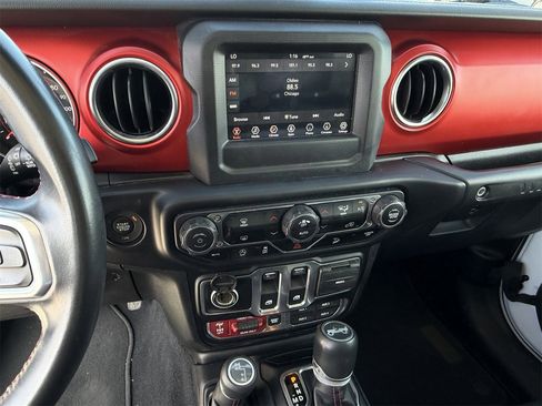 Used 2019 Jeep Wrangler Rubicon image 16