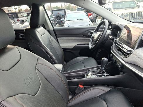 Certified 2022 Jeep Compass Latitude image 10