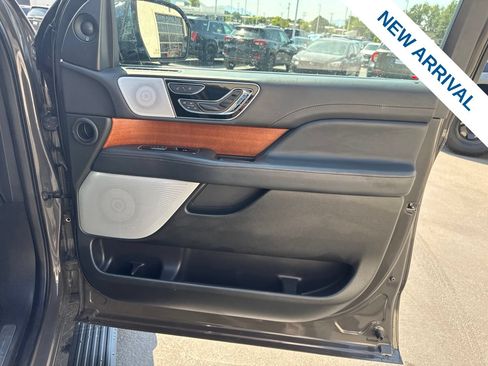 Used 2023 Lincoln Navigator L Black Label AWD/4WD image 10
