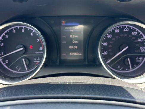 Used 2018 Toyota Camry SE FWD image 23