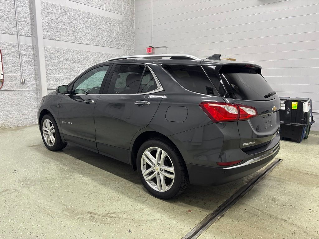 Used 2021 Chevrolet Equinox Premier AWD/4WD image 6