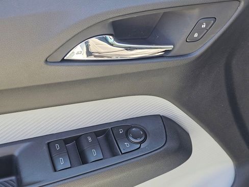 New 2027 Chevrolet Bolt LT w/ Comfort Package FWD image 21