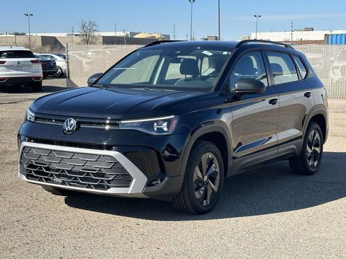 New 2025 Volkswagen Taos S FWD image 1