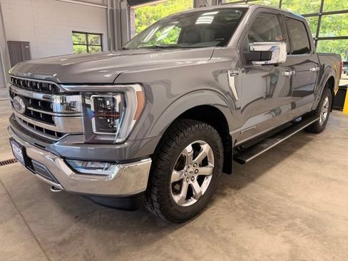 Used 2021 Ford F150 Lariat w/ Equipment Group 502A High AWD/4WD image 4