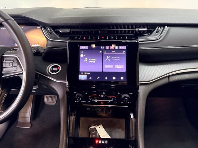 Certified 2024 Jeep Grand Cherokee Altitude AWD/4WD image 25