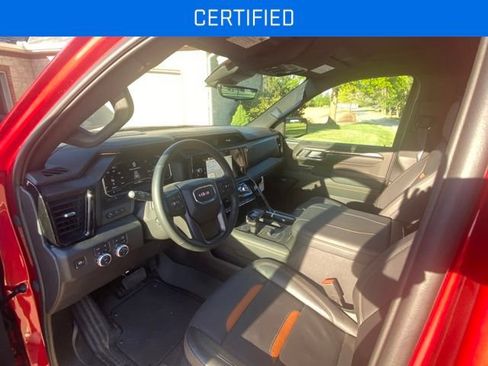 Used 2025 GMC Sierra 1500 AT4 w/ AT4 Premium Package AWD/4WD image 6
