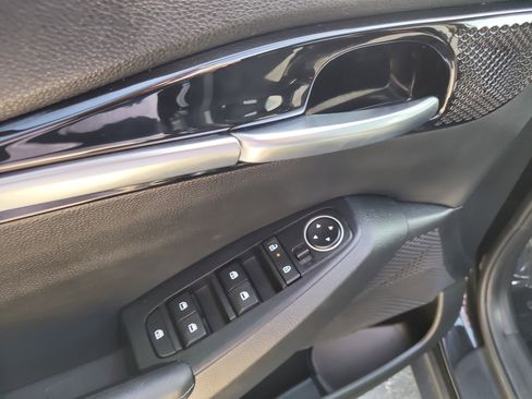 Used 2025 Kia Seltos S FWD image 18