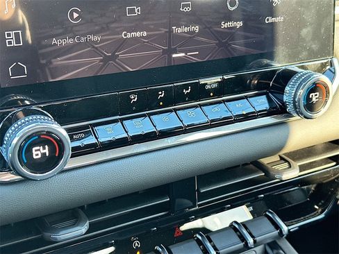 New 2026 GMC Canyon Elevation w/ Convenience Package image 14