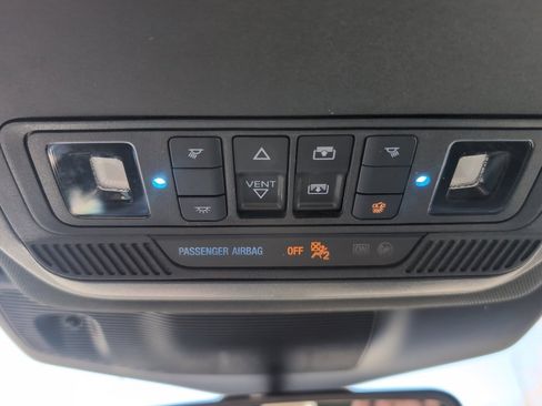 Used 2022 Ford Explorer Timberline w/ Timberline Technology Package AWD/4WD image 15