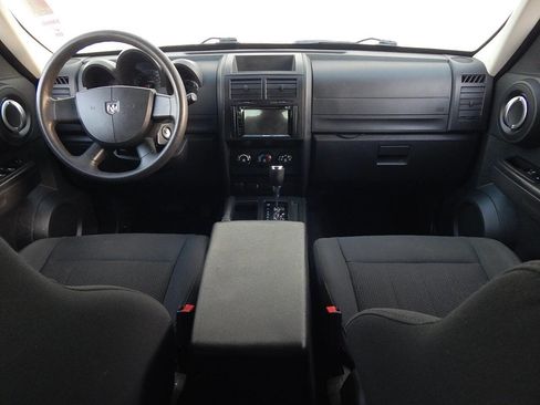 Used 2011 Dodge Nitro SE image 13