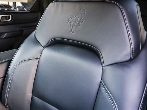 New 2025 Ford Bronco Outer Banks w/ Sasquatch Package image 27