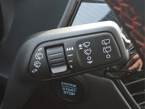 Used 2025 Ford Escape ST-Line AWD/4WD image 21