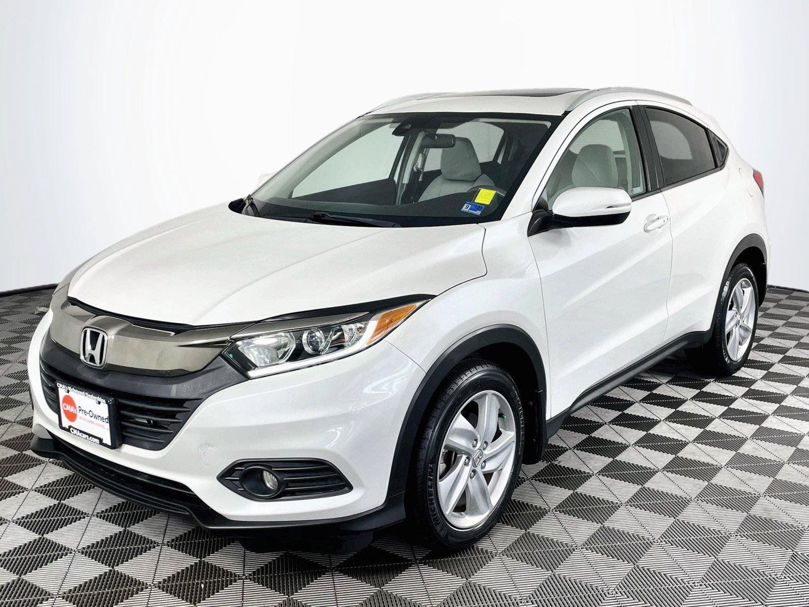 Used 2019 Honda HR-V EX image 3
