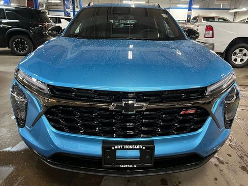 New 2026 Chevrolet Trax RS w/ Sunroof Package FWD image 10