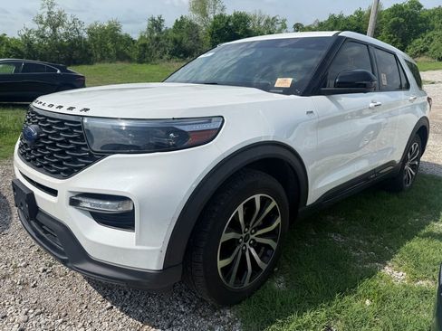 Used 2022 Ford Explorer ST-Line AWD/4WD image 13